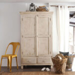 Kleiderschrank Aus Weißem Mangoholz – [Living At Home] Intended For Kleiderschrank Mangoholz