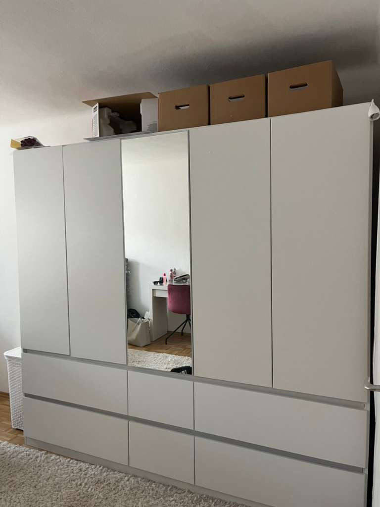 Kleiderschrank Xxxlutz, € 400,- (4701 Bad Schallerbach) - Willhaben in Xxxlutz Kleiderschrank