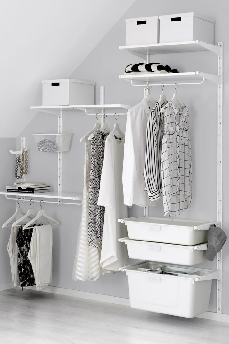 Stauraum Optimal Nutzen In Räumen Mit Dachschräge, Ikea Algot inside Begehbarer Kleiderschrank Dachschräge Ikea